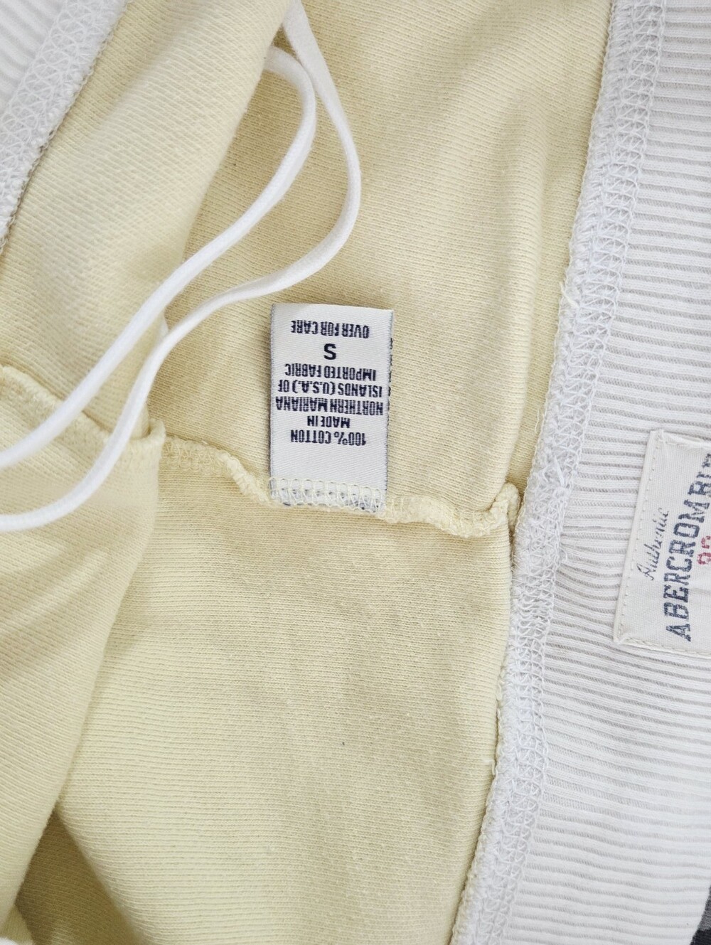 Abercrombie & Fitch Vintage Y2K Knit Track Shorts butter yellow 2000s Size Small - Picture 4 of 6